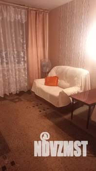 1-к квартира, посуточно, 37м2, 4/9 этаж