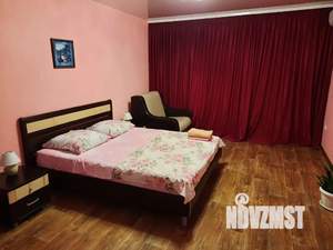 1-к квартира, посуточно, 42м2, 4/17 этаж