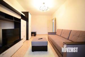 2-к квартира, посуточно, 57м2, 1/1 этаж