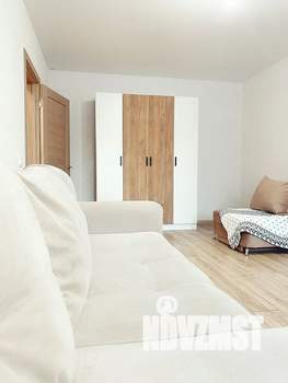 1-к квартира, посуточно, 40м2, 1/17 этаж