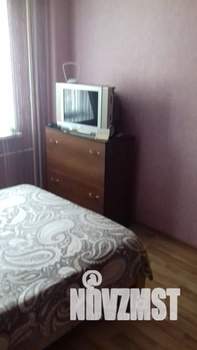 1-к квартира, посуточно, 40м2, 7/17 этаж