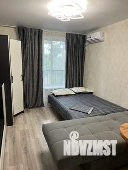 Студия квартира, посуточно, 30м2, 3/19 этаж