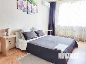 1-к квартира, посуточно, 37м2, 1/17 этаж