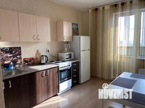 1-к квартира, посуточно, 35м2, 8/18 этаж