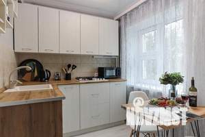 2-к квартира, посуточно, 46м2, 1/4 этаж
