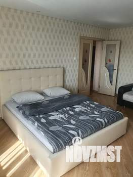 2-к квартира, посуточно, 76м2, 14/18 этаж