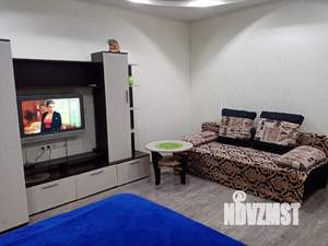 1-к квартира, посуточно, 42м2, 5/13 этаж