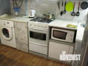 1-к квартира, посуточно, 33м2, 2/4 этаж