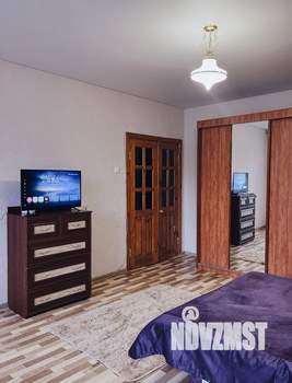 1-к квартира, посуточно, 50м2, 6/10 этаж