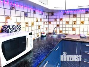 1-к квартира, посуточно, 37м2, 1/17 этаж