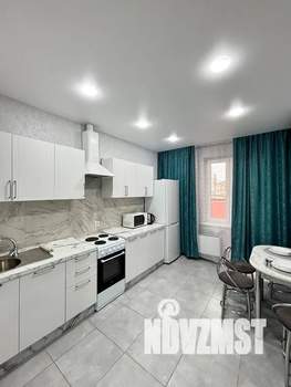 1-к квартира, посуточно, 44м2, 2/25 этаж