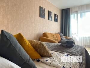 2-к квартира, посуточно, 38м2, 10/17 этаж