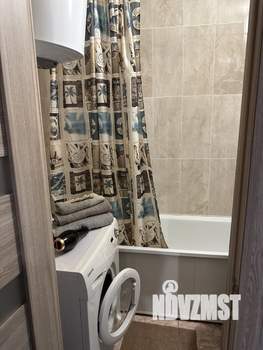 1-к квартира, посуточно, 38м2, 1/10 этаж