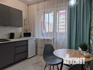 1-к квартира, посуточно, 38м2, 6/10 этаж