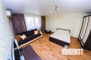 1-к квартира, посуточно, 50м2, 1/1 этаж