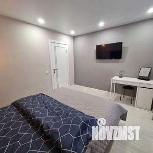 3-к квартира, посуточно, 81м2, 1/1 этаж