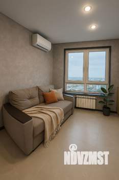 1-к квартира, посуточно, 40м2, 18/21 этаж