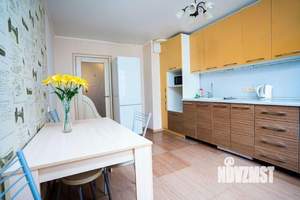 2-к квартира, посуточно, 79м2, 1/1 этаж