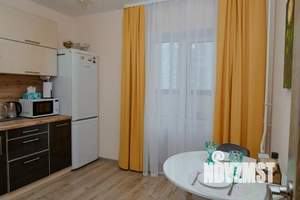 1-к квартира, посуточно, 38м2, 7/17 этаж