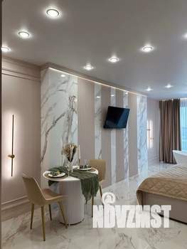 1-к квартира, посуточно, 42м2, 8/18 этаж