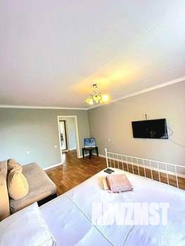 1-к квартира, посуточно, 40м2, 1/1 этаж