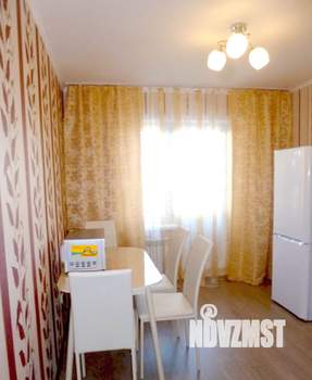 1-к квартира, посуточно, 40м2, 8/17 этаж