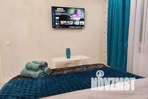 1-к квартира, посуточно, 35м2, 7/17 этаж