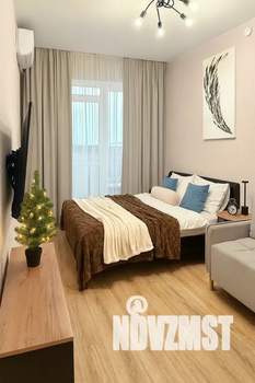 1-к квартира, посуточно, 40м2, 13/20 этаж