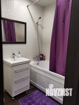 Студия квартира, посуточно, 35м2, 12/18 этаж