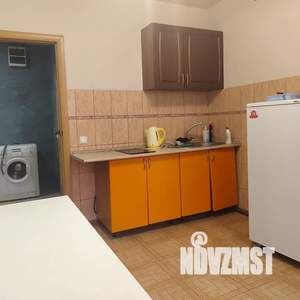 1-к квартира, посуточно, 46м2, 2/17 этаж