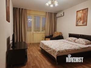 1-к квартира, посуточно, 40м2, 8/10 этаж