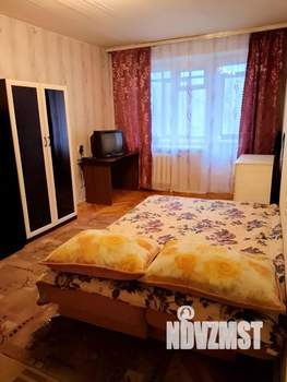 1-к квартира, посуточно, 33м2, 3/5 этаж