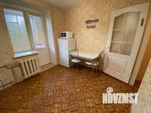 1-к квартира, посуточно, 35м2, 4/9 этаж