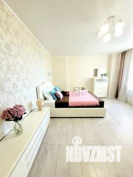 1-к квартира, посуточно, 50м2, 15/25 этаж