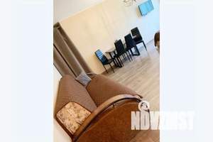 1-к квартира, посуточно, 35м2, 3/5 этаж