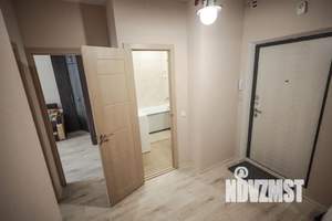 1-к квартира, посуточно, 38м2, 4/21 этаж