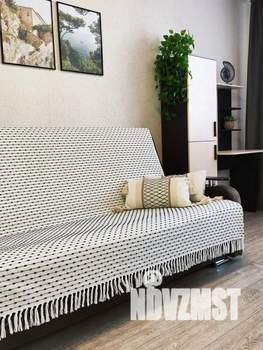 2-к квартира, посуточно, 40м2, 1/1 этаж