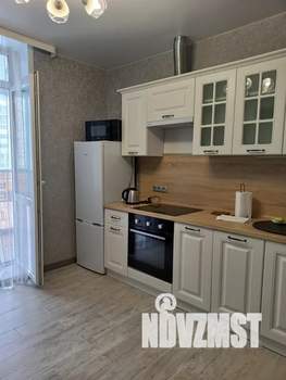 1-к квартира, посуточно, 50м2, 5/25 этаж