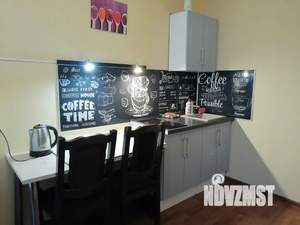 1-к квартира, посуточно, 35м2, 8/18 этаж