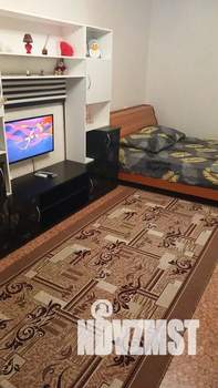 1-к квартира, посуточно, 39м2, 4/10 этаж