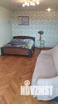 2-к квартира, посуточно, 47м2, 1/1 этаж
