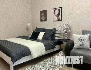 1-к квартира, посуточно, 43м2, 1/1 этаж