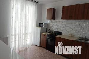 1-к квартира, посуточно, 38м2, 3/17 этаж