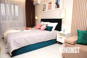 1-к квартира, посуточно, 43м2, 10/19 этаж