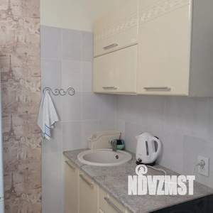 2-к квартира, посуточно, 47м2, 13/17 этаж