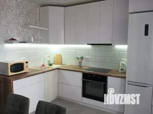 1-к квартира, посуточно, 40м2, 16/18 этаж