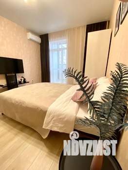 1-к квартира, посуточно, 38м2, 10/17 этаж