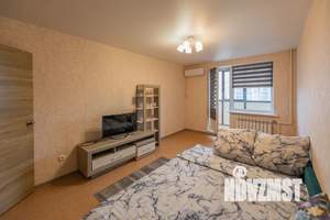 1-к квартира, посуточно, 37м2, 10/25 этаж