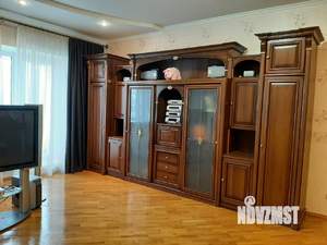 3-к квартира, на длительный срок, 130м2, 4/6 этаж