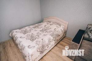 1-к квартира, посуточно, 40м2, 3/25 этаж